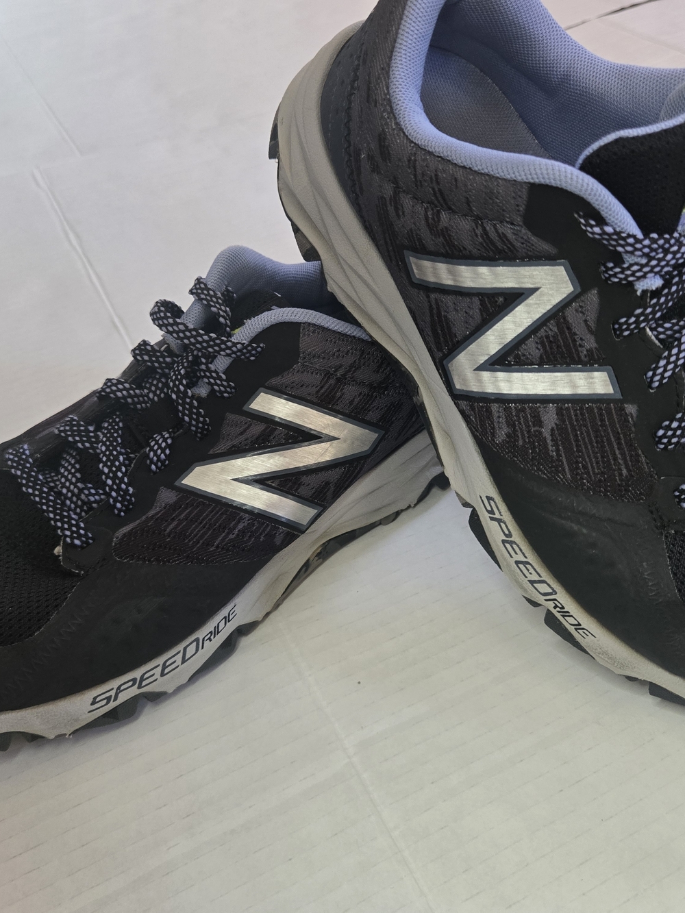 New Balance Women Black & Gray SpeedRide Running Shoes